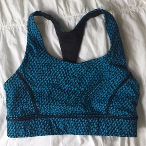 Barely worn Lululemon sports bra.